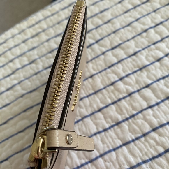 Kate Spade Adi wallet - Picture 4 of 5